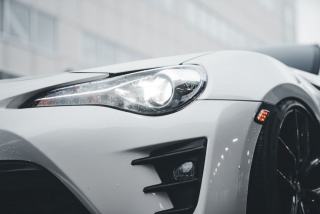 Ampoule h4 : ampoule LED haute performance pour voiture