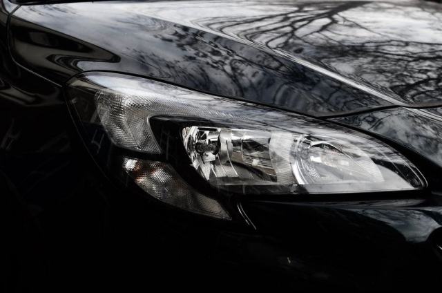 Installer un kit xénon sur sa voiture : ce qu'il faut savoir Installer un kit xénon sur sa voiture : ce qu'il faut savoir