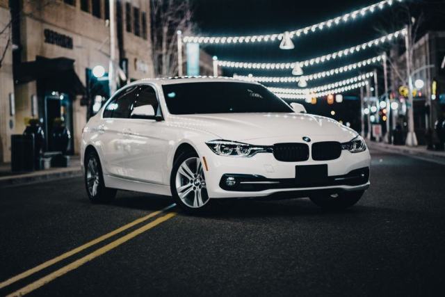 Veilleuse BMW série 1 : pack LED blanc pur pour E81, E82, E87 et E88 Veilleuse BMW série 1 : pack LED blanc pur pour E81, E82, E87 et E88